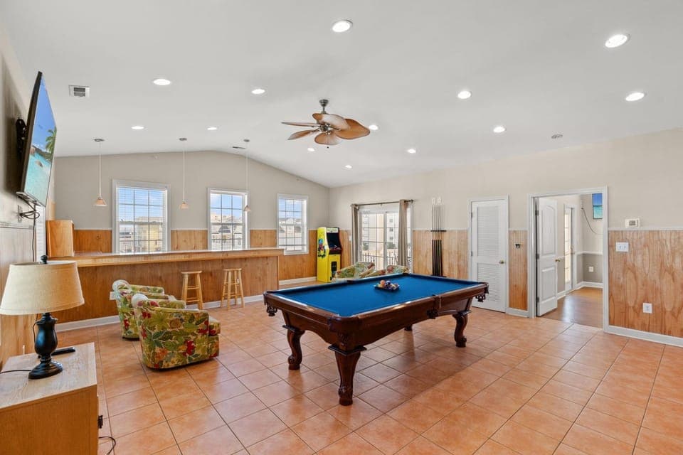 Sleeps 44! Walk to Beach • Private Pool • BBQ House in North Myrtle Beach