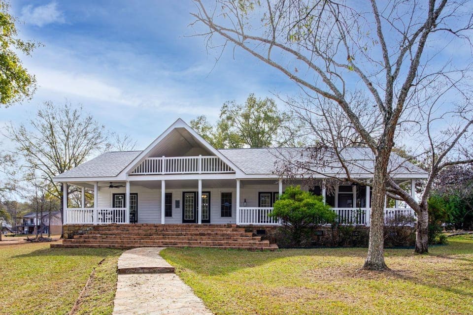 Lake Wateree Home w/ Boat Dock! Pets Welcome House in Lake Wateree