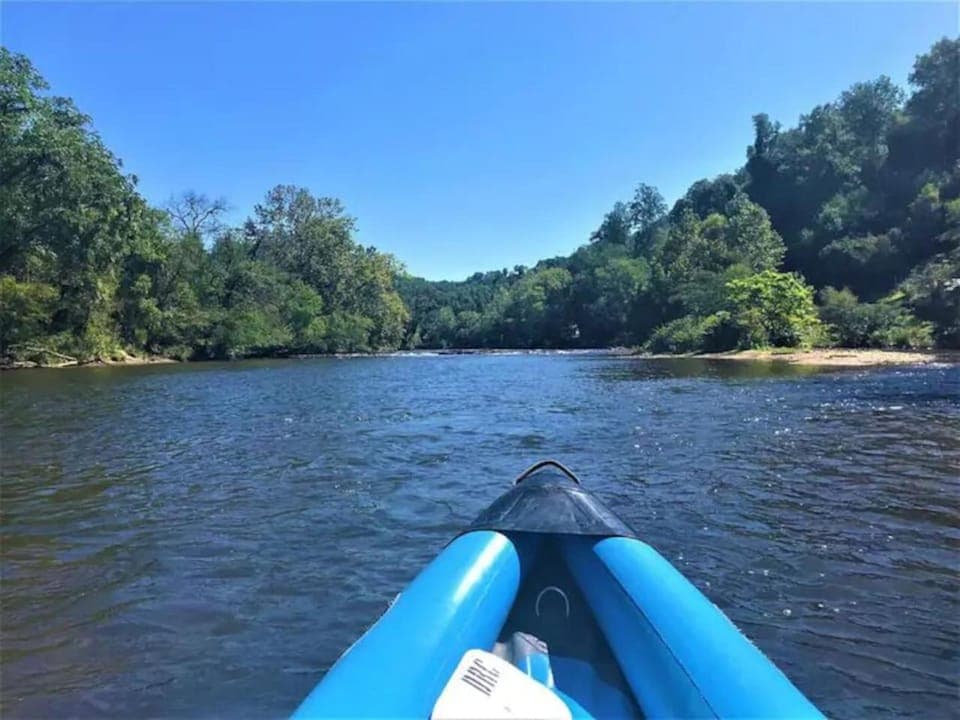 The Florio - Tiny Home, River, Hiking, and Rafting! Apartment in Dillsboro