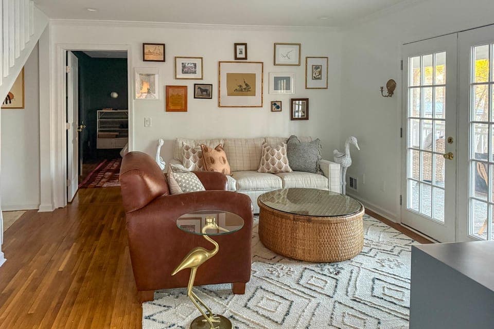 Quiet & Stylish Waterfront Gem w/ Dock in Eatonton House in Lake Sinclair