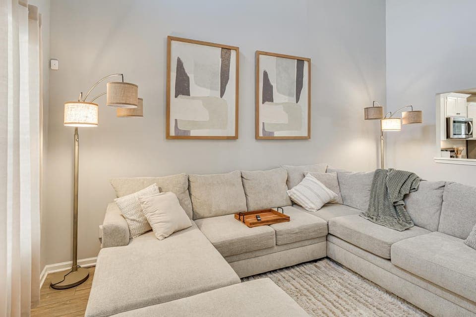 Quiet & Comfy Spring Hill Townhome w/ WFH Setup House in Columbia