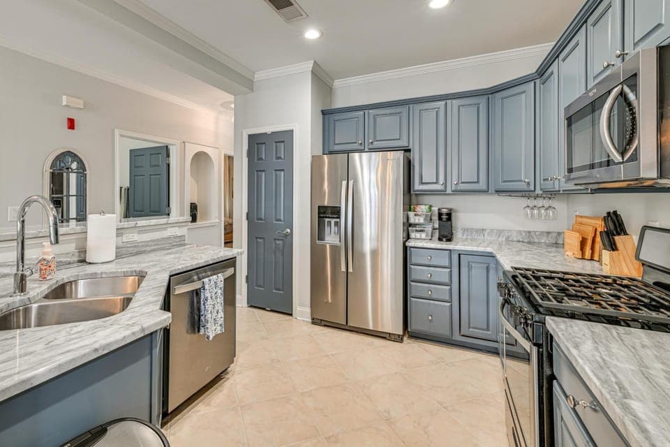 Condo w/ Deck: Waterfront Lake Norman Retreat! House in Mooresville