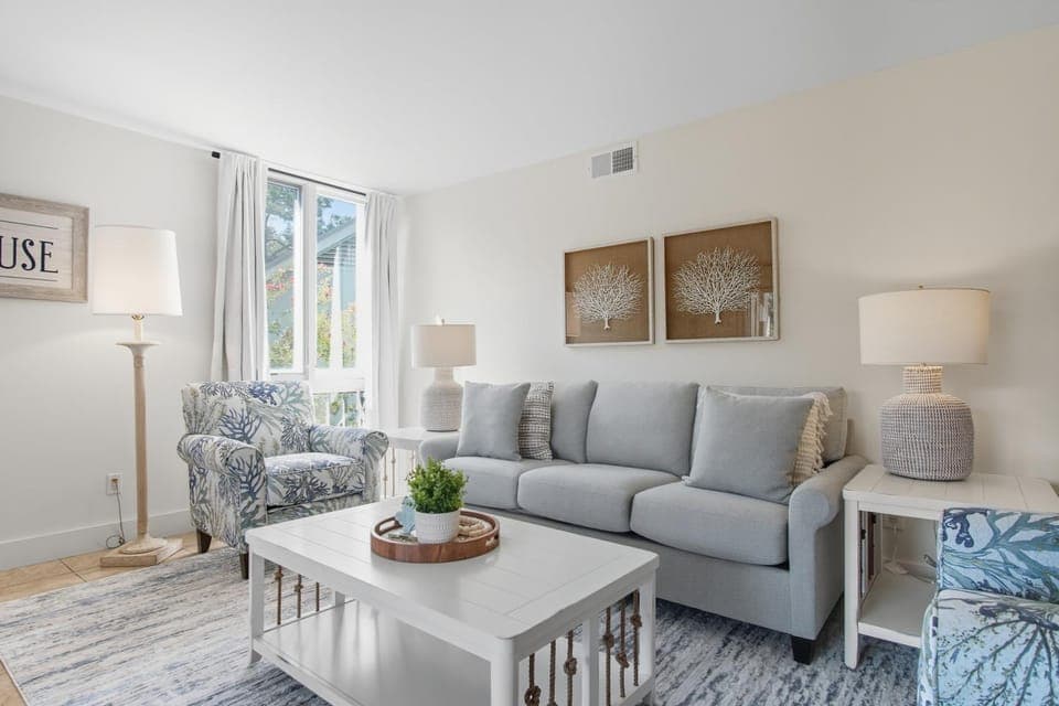887 Ketch Court - Sleeps 8 in Harbour Town Villa in Hilton Head Island