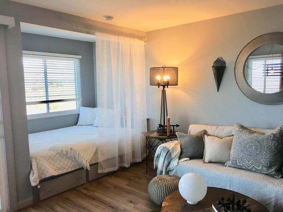 Living room, Bedroom