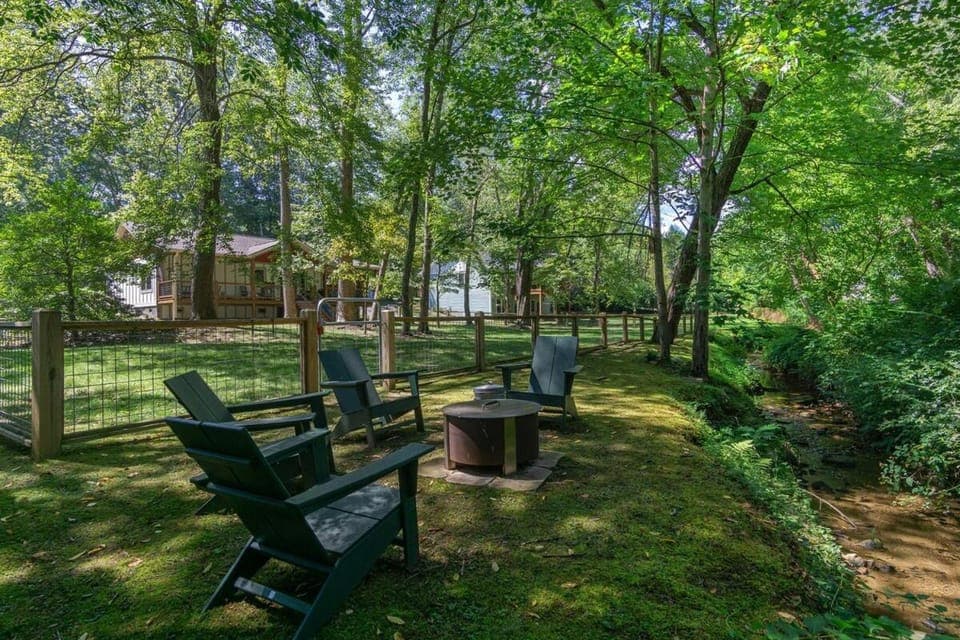 Birdsong Cottage - Junaluska- Family Friendly House in Lake Junaluska