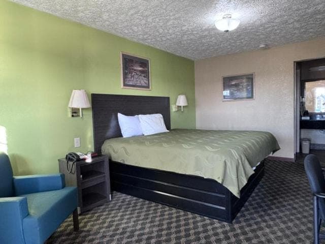 Deerfield inn & Suits Motel in Smyrna