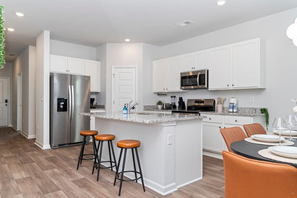 Stylish New Build Home 3BR-3BA Pool, Beach, Golf House in Carolina Forest