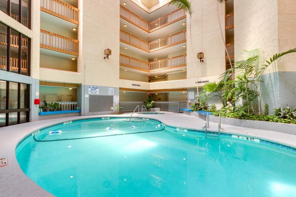 Steps to Sand! Retreat w/ 2 Pools in Hilton Head House in South Forest Beach