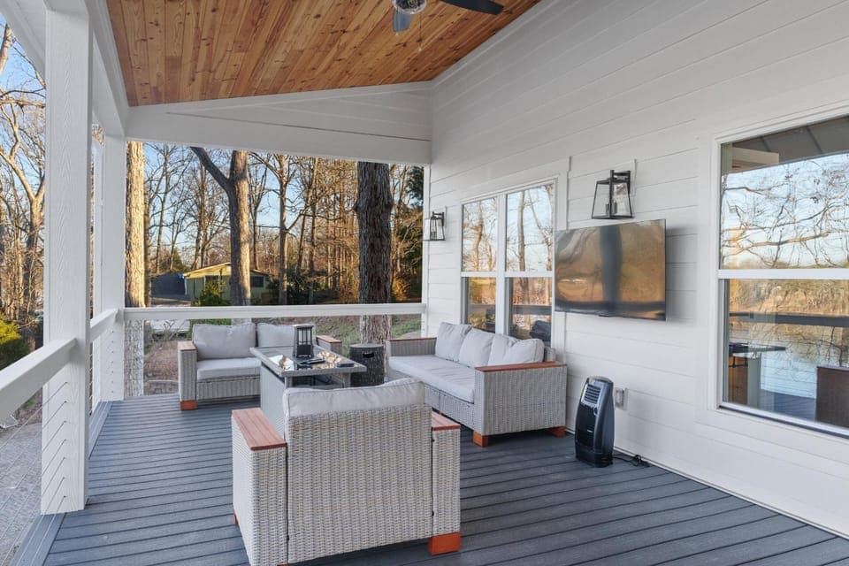 The Hideaway at Lake Hartwell home House in Reed Creek