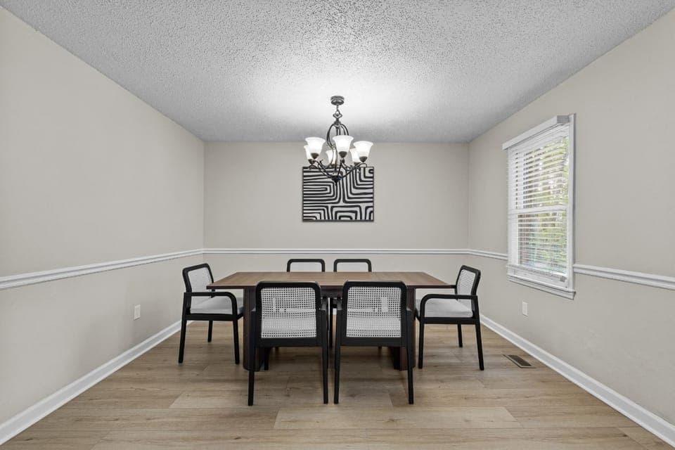 Sunwoven Townhouse half a mile to downtown! townhouse House in Athens