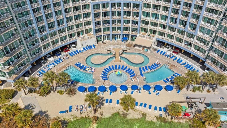 Property building, Bird's eye view, Swimming pool