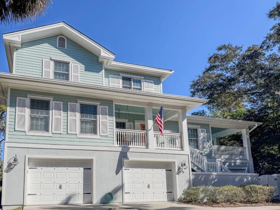 Bayberry Family Beach House 5 BR 4 BA Pool Walk to Beach House in South Forest Beach