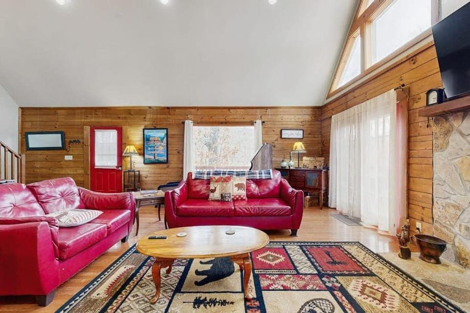 Smoky Mountain Hideaway House in Swain County