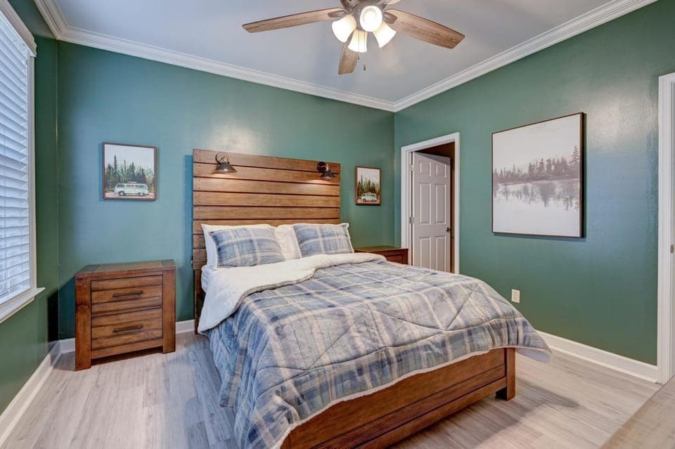 Bed, Bedroom
