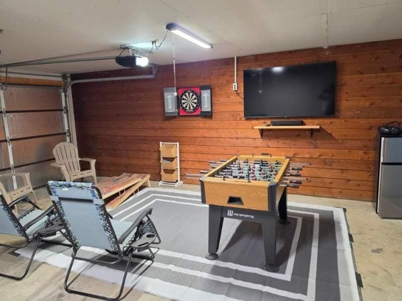 Tranquil Cabin Garage Games Boats Bikes Parking Cabin in Sevierville
