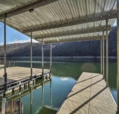 Lakefront Cabin Sleeps 16 Dock Fire Pit Hot Tub Cabin in Norris Lake