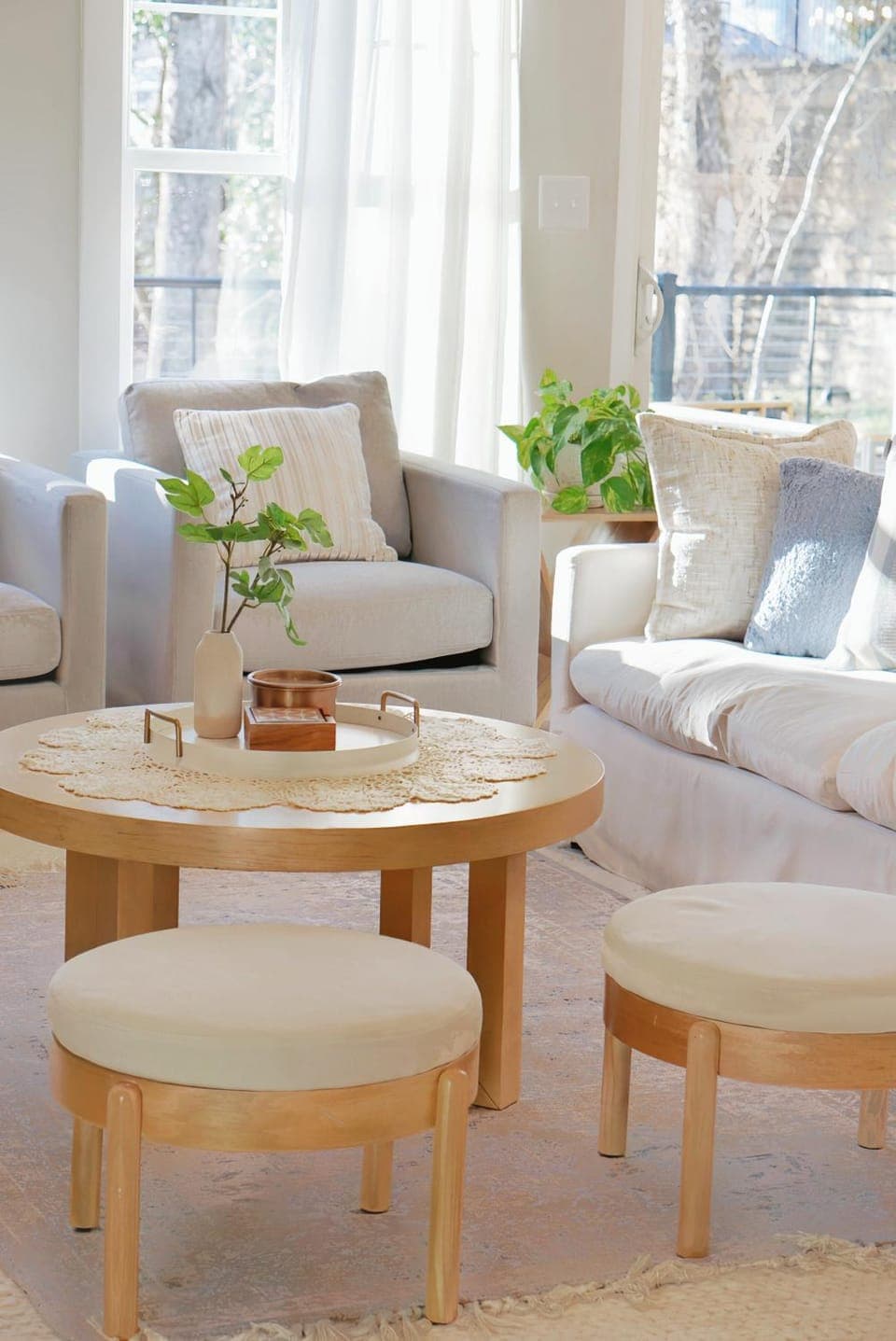Living room, Seating area