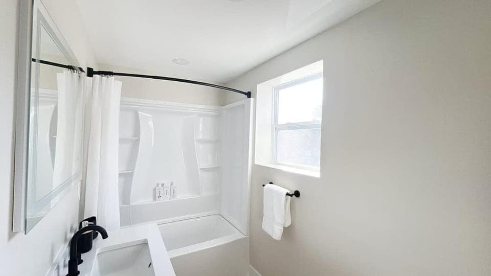 1 Bedroom Downtown Apartment Apartment in Andrews