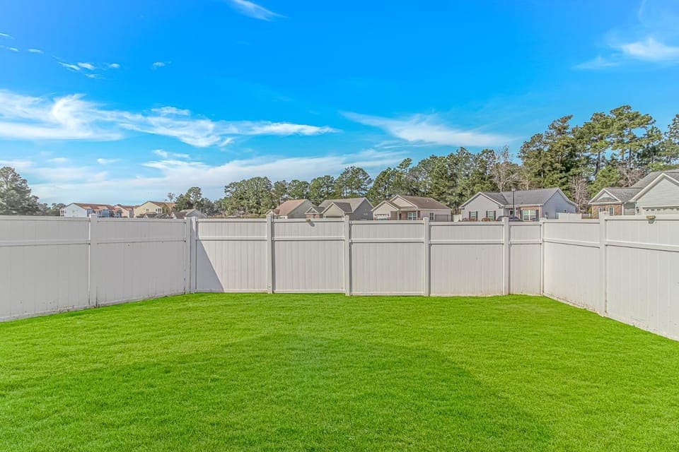 Cozy Updated 2BR Home for 5! Short Drive to Beach! House in Carolina Forest