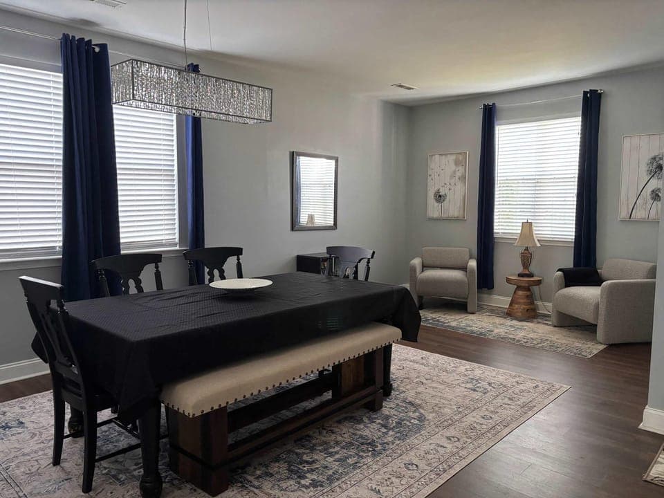 5BR Upscale Getaway - Near Greenville House in Simpsonville