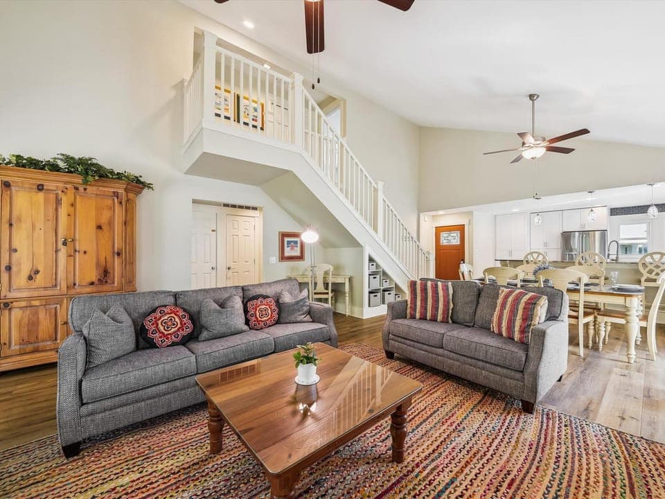 11 Beachside Drive. House in Hilton Head Island