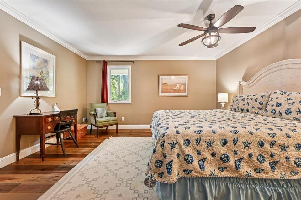 10 Gunnery Lane. House in Hilton Head Island