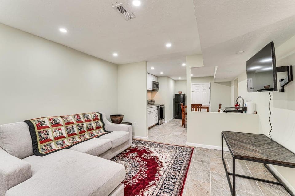 Near Bruce's Field, Downtown & Hospital! Cozy Unit Apartment in Aiken