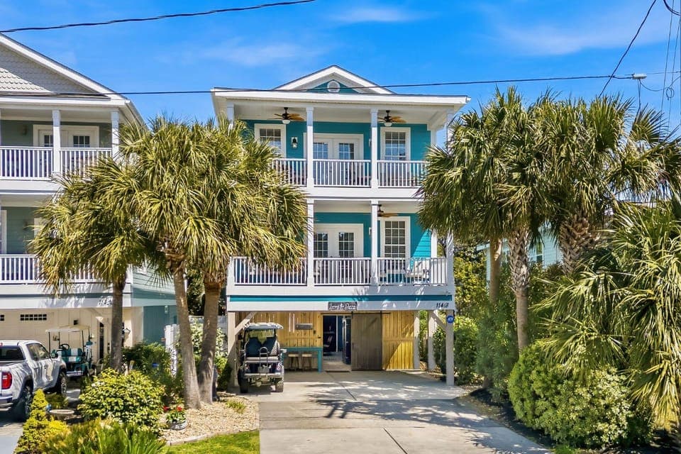 Living the Dream at Palm Estate Retreat House in Surfside Beach