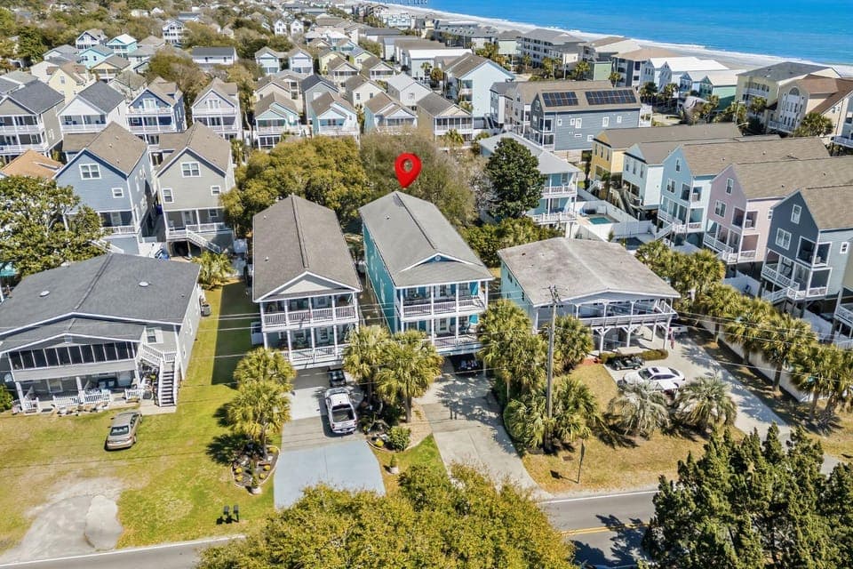 Living the Dream at Palm Estate Retreat House in Surfside Beach