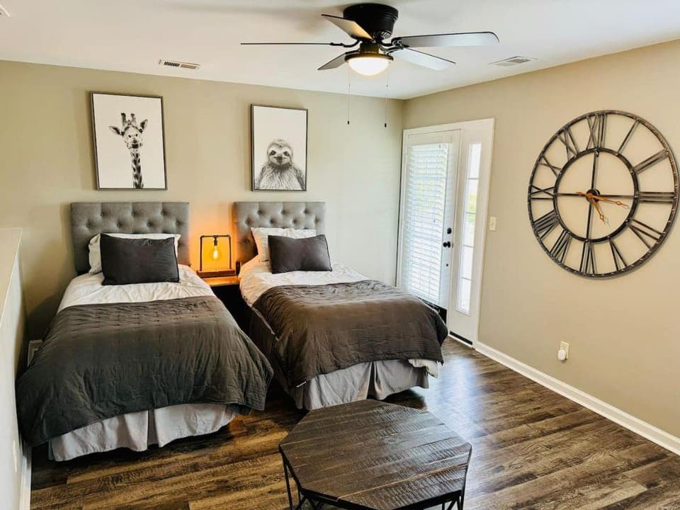 Bed, Bedroom