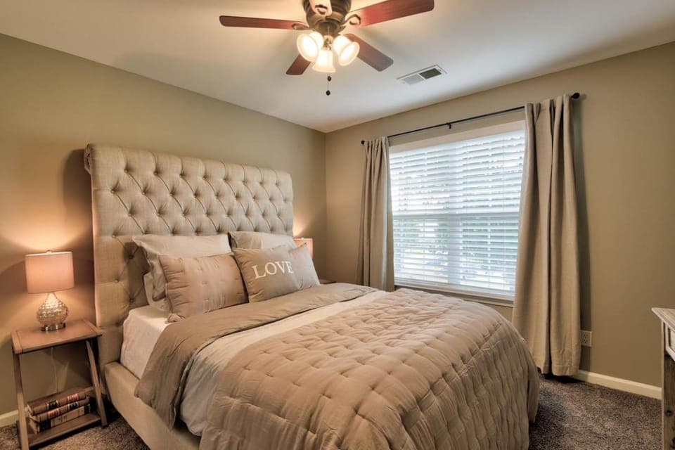 Bed, Bedroom