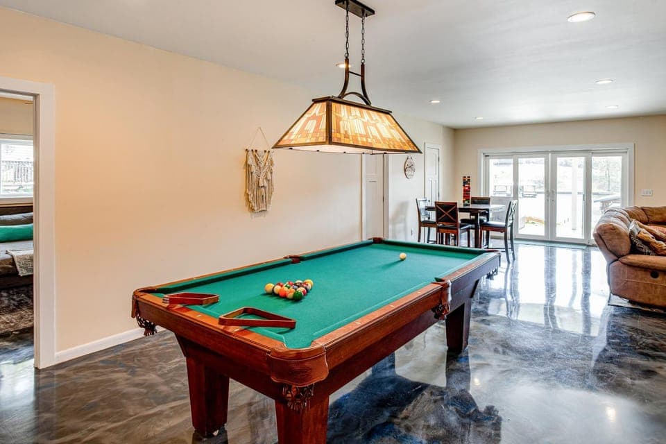 Greenwood Group Retreat w/ Large Private Dock! House in Lake Greenwood