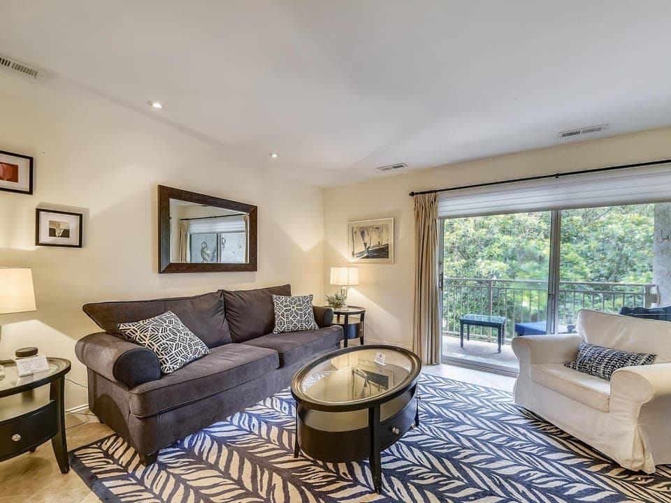1715 Bluff Villa House in Hilton Head Island