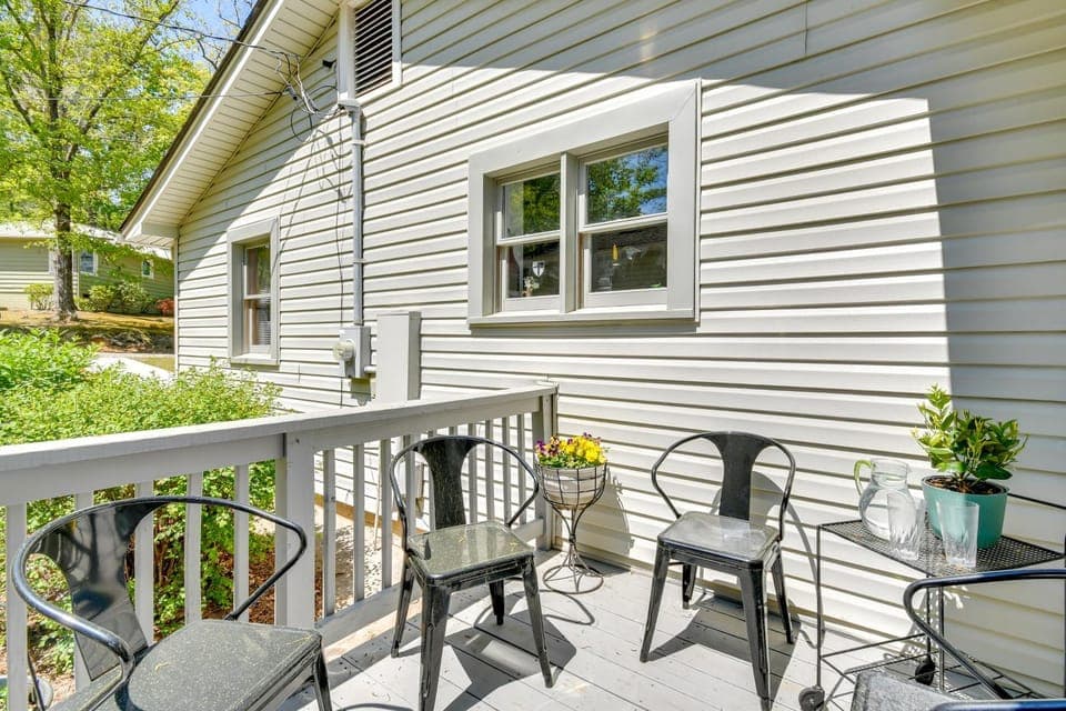 Near Horse Shows & Events! Blissful Tryon Cottage House in Tryon