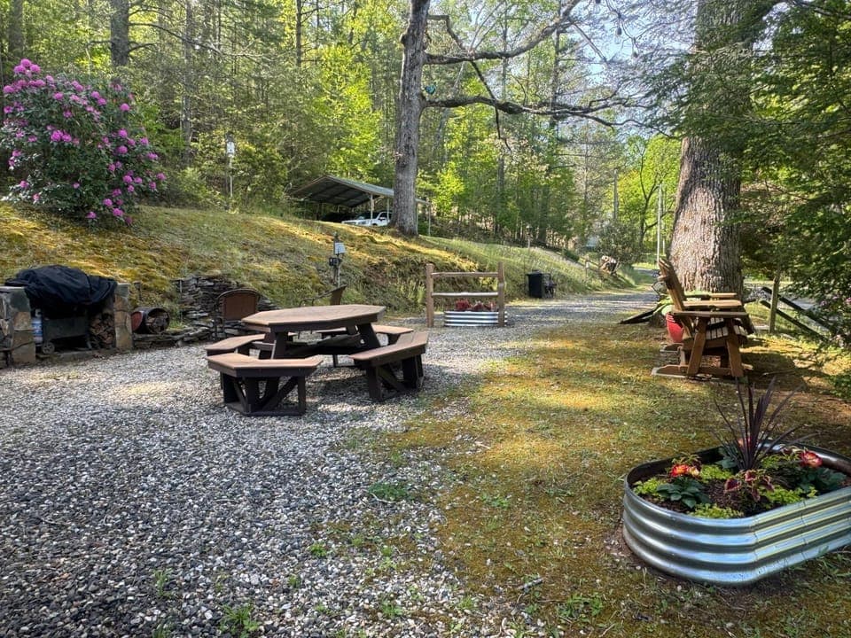 Charming Rustic Barn Apartment in Mitchell County