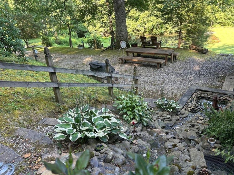 Charming Rustic Barn Apartment in Mitchell County