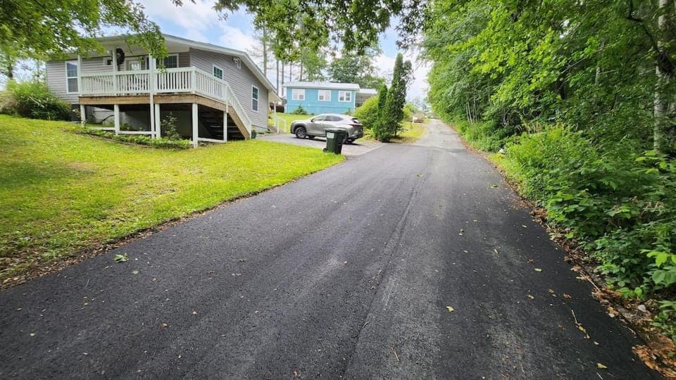 Entire cottage in Hendersonville near Asheville House in Hendersonville