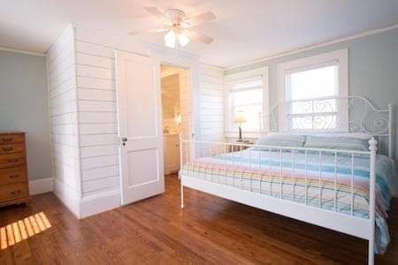 Swamp Rabbit Inn TR Inn in Travelers Rest