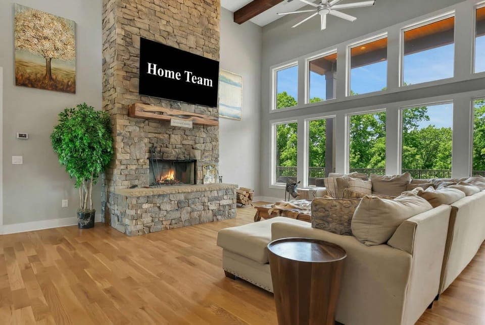 Serene SC Getaway w Views Firepit Sleeps 8 House in Lake Keowee