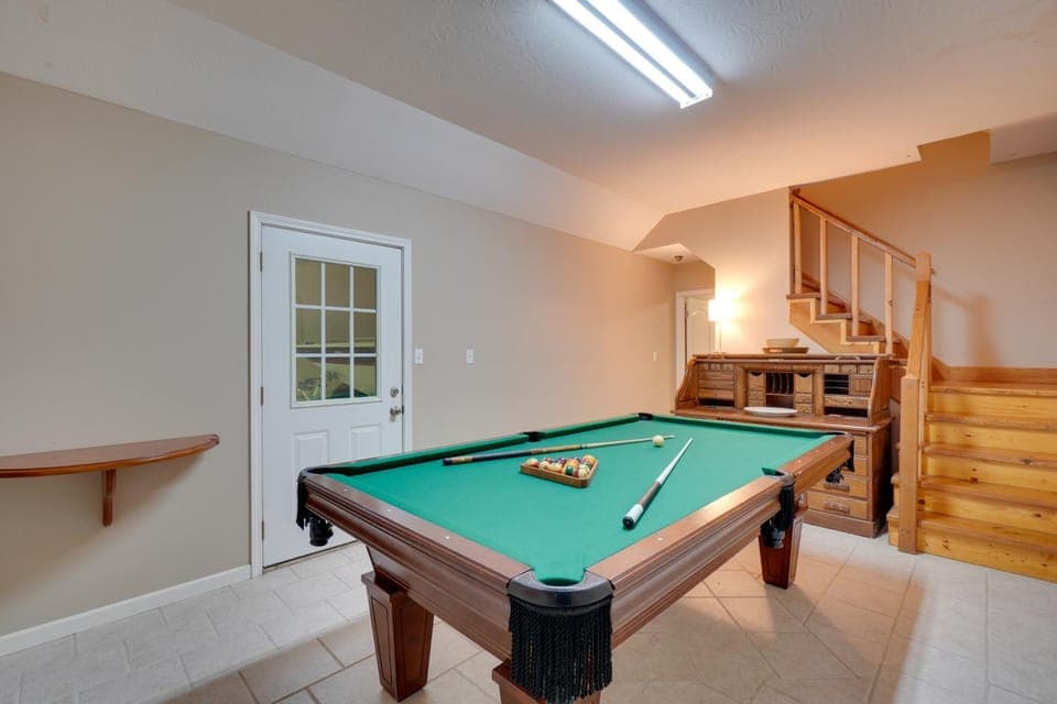 Bring Your Boat! 'All Decked Out' Byrdstown Home House in Tennessee