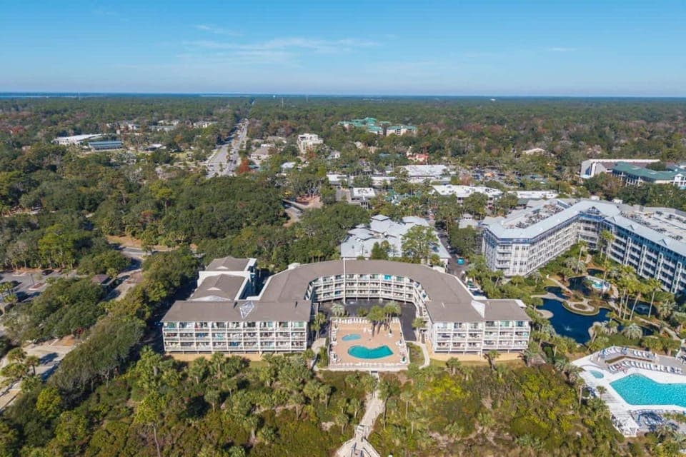 Breakers Seaside Escape - Near Coligny Apartment in Coligny Beach