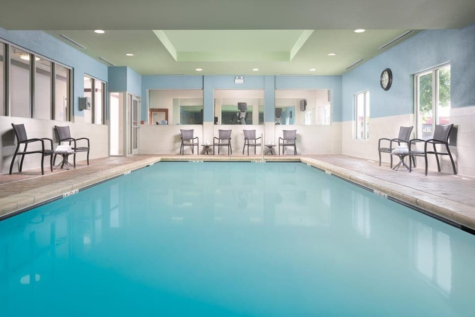 Swimming pool, Swimming pool