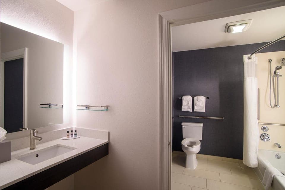 Bathroom, Bath