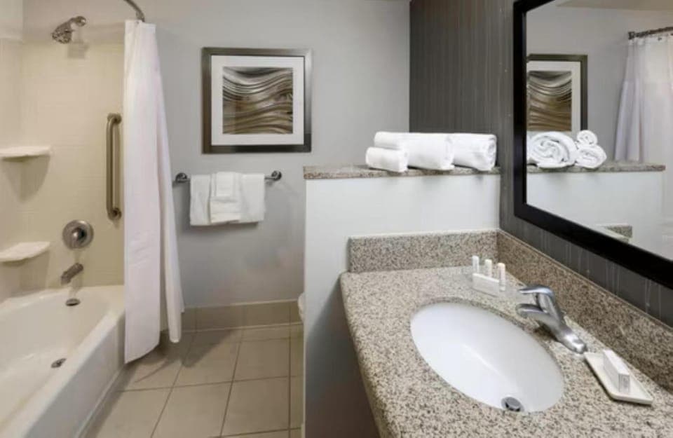 Bathroom, Bath, acessibility