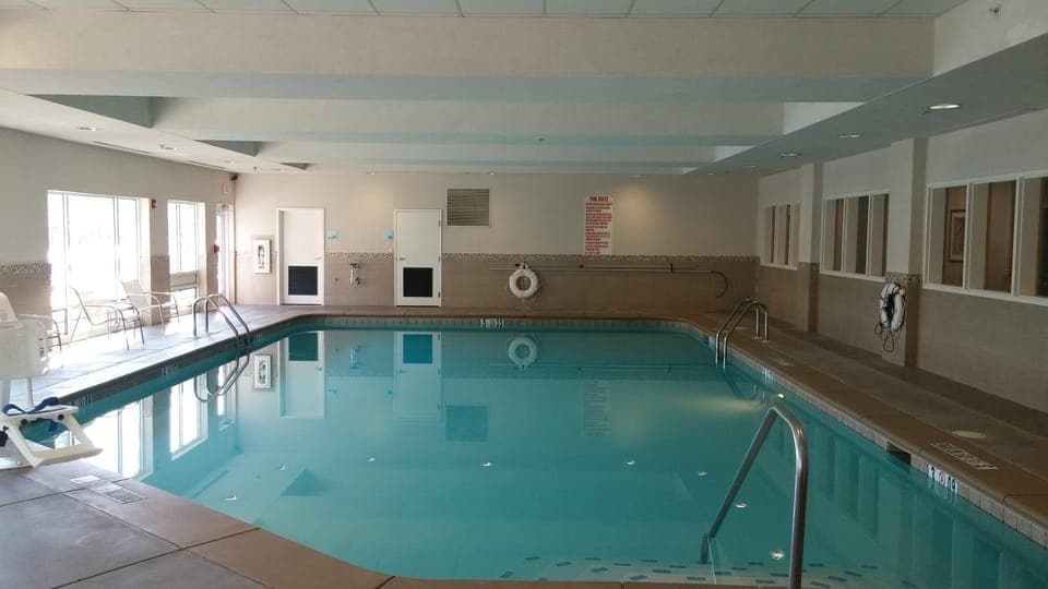 Swimming pool, Swimming pool
