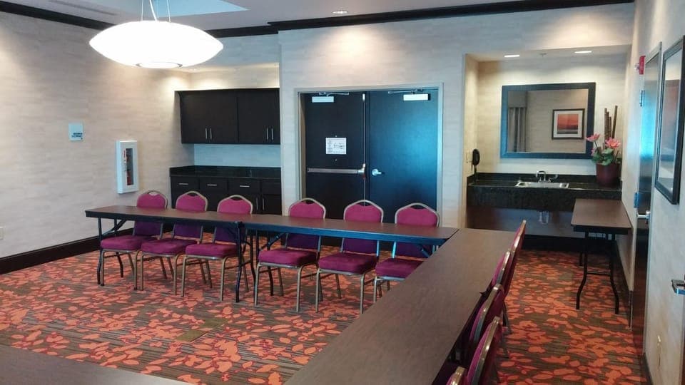 Meeting/conference room