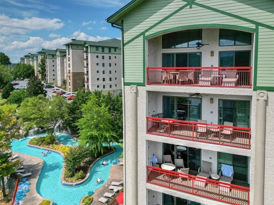 Property building, View (from property/room), Balcony/Terrace, Pool view, Swimming pool