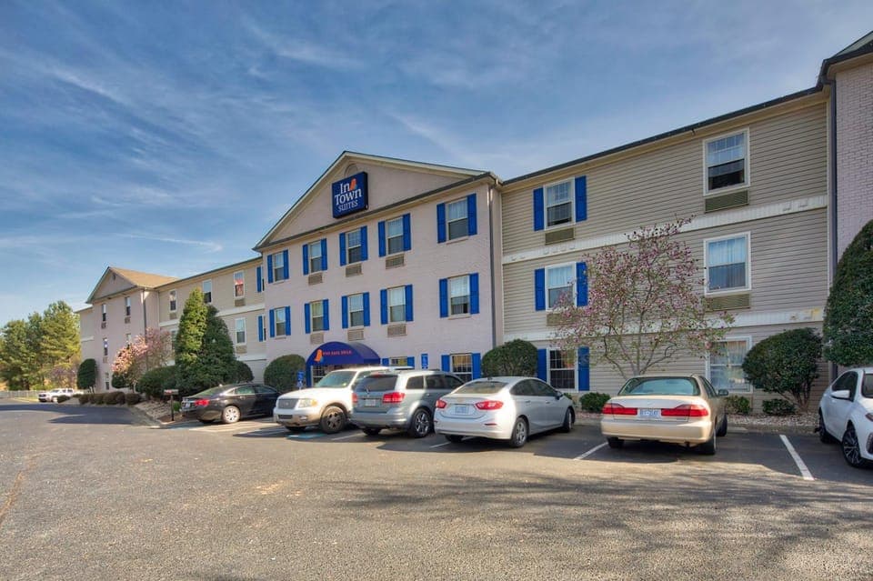 InTown Suites Extended Stay Kannapolis NC Hotel in Kannapolis