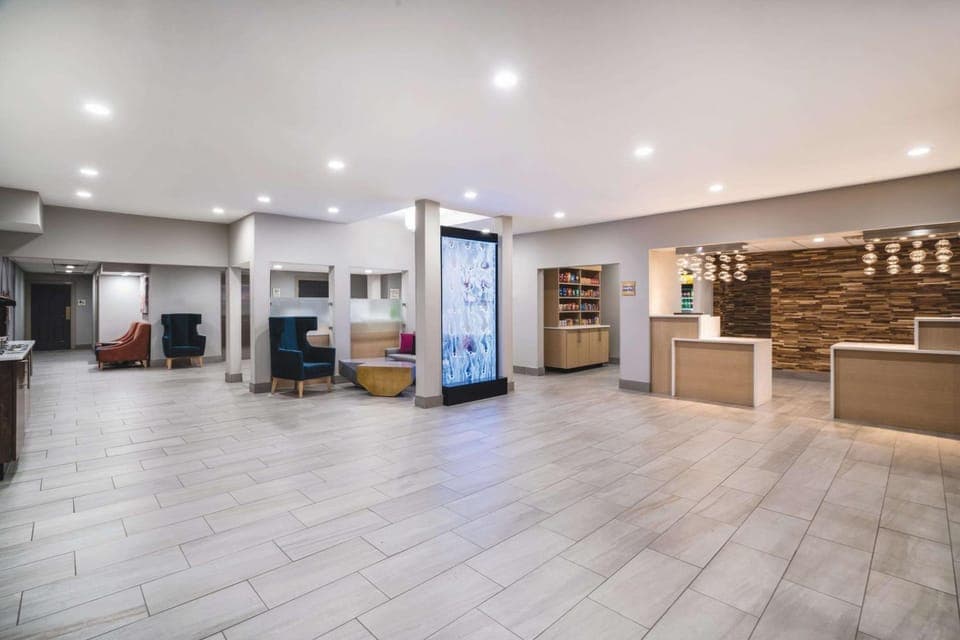 Lobby or reception, On site