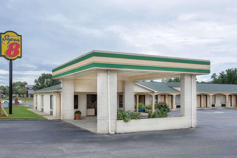 Property building, On site